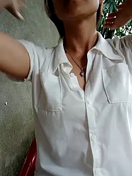 Bear bear0 online show from November 2025 02:54:01 AM