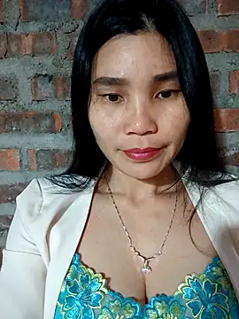 Bear bear0 online show from February 2026 04:18:02 AM