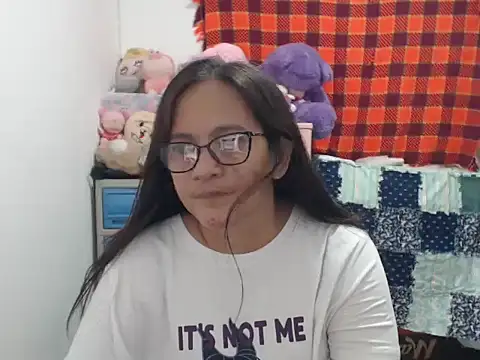 Kinkybela2025 online show from October 2025 03:57:02 PM