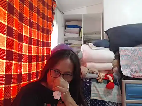 Kinkybela2025 online show from November 2025 12:25:01 AM