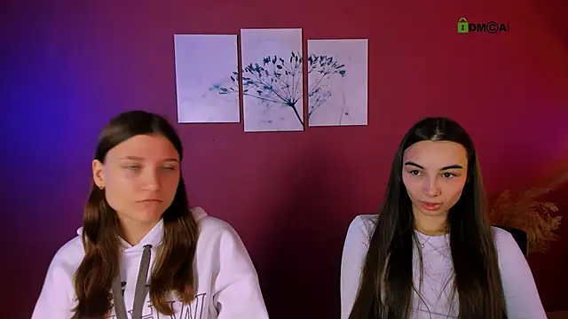 kira light   online show from October 2025 09:35:02 AM