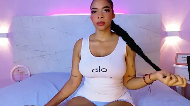 Lorraine Jackson online show from November 2025 12:15:02 PM