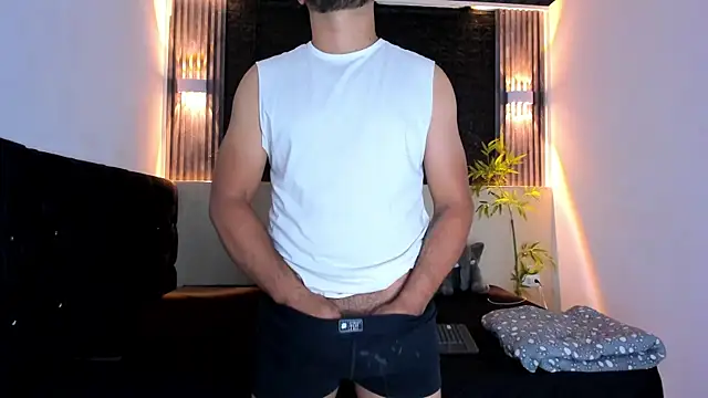 Snapshot of Ytria_1 chatting on October 2025 02:19:01 PM Ytria 1 online show from October 2025 02:19:01 PM