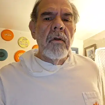 Snapshot of pena633 chatting on November 2025 01:27:01 AM pena633 online show from November 2025 01:27:01 AM