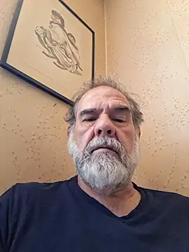 Snapshot of pena633 chatting on July 2026 04:45:02 PM pena633 online show from July 2026 04:45:02 PM