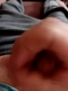 Snapshot of MFUE2020 chatting on November 2025 05:03:01 PM MFUE2020 online show from November 2025 05:03:01 PM