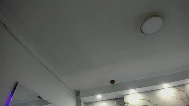 mirandaduboiss online show from February 2026 01:45:02 PM