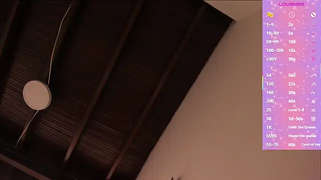 mirandaduboiss online show from March 2026 05:08:01 PM