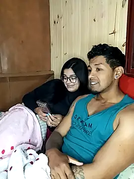 Snapshot of casalonline chatting on November 2025 02:21:01 AM casalonline online show from November 2025 02:21:01 AM