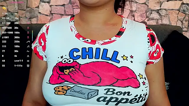 mia roux1 online show from November 2025 05:04:02 PM