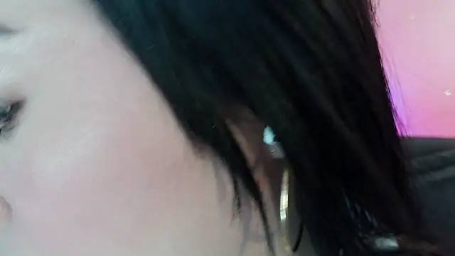 mia roux1 online show from July 2026 10:47:01 PM