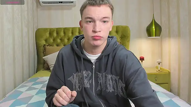 Derek Banville online show from November 2025 12:38:02 PM