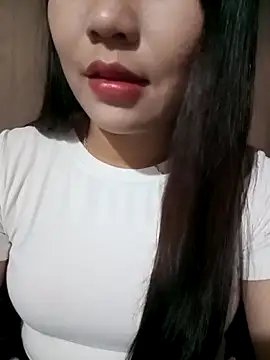 Snapshot of -Lanaa- chatting on November 2025 12:54:02 AM -Lanaa- online show from November 2025 12:54:02 AM