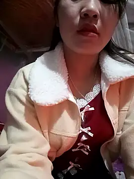 Snapshot of -Lanaa- chatting on January 2026 06:32:02 PM -Lanaa- online show from January 2026 06:32:02 PM