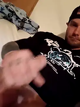 DadDDick925 online show from November 2025 10:03:02 AM