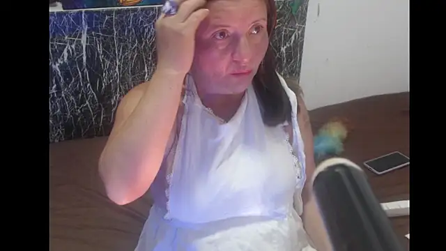 Debora Cienfuegos25 online show from November 2025 01:06:01 AM