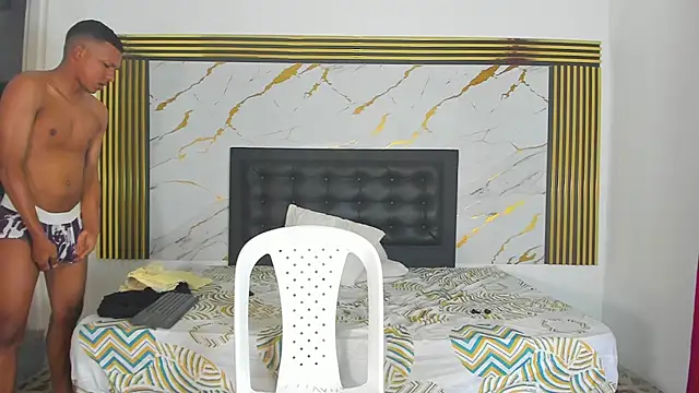 Snapshot of jaydenjhonson chatting on November 2025 12:39:02 PM jaydenjhonson online show from November 2025 12:39:02 PM