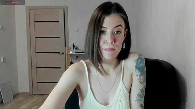 twinkle rosie online show from December 2025 01:53:01 PM