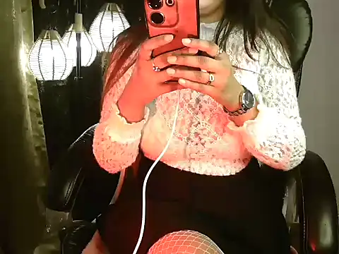 Snapshot of Lusty_365_24x7 chatting on February 2026 05:49:02 PM Lusty 365 24x7 online show from February 2026 05:49:02 PM