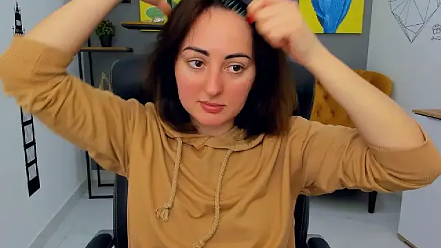 NoraSimons online show from March 2026 06:41:01 AM