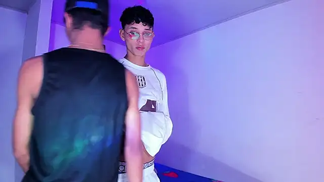 boyswantingplay online show from February 2026 07:34:02 AM