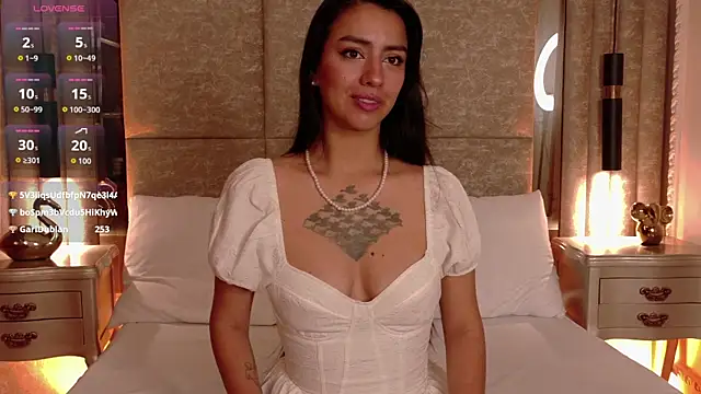 Penelope-Cross online show from November 2025 02:29:01 PM