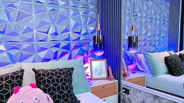 AdelineJhones online show from March 2026 02:11:02 PM