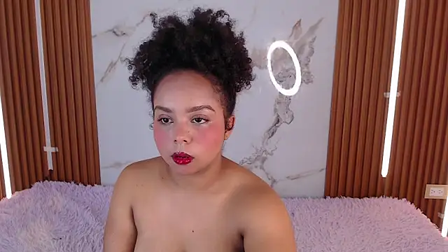 rosselyn  online show from November 2025 07:47:02 PM