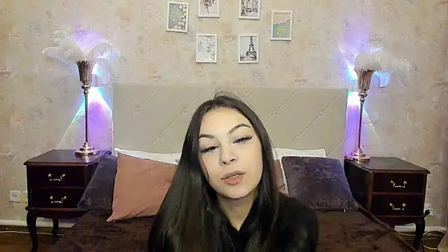 City Cat  online show from October 2025 09:04:01 PM