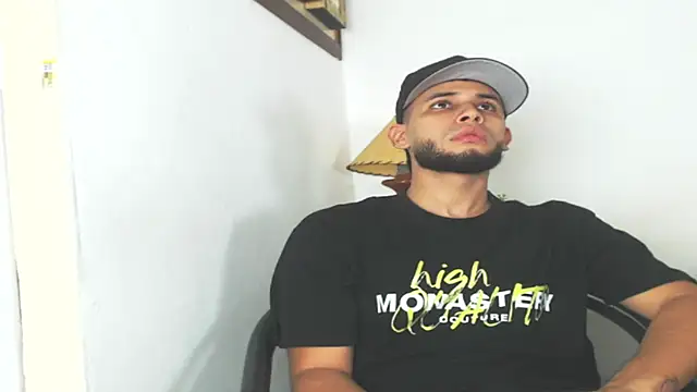 Maxcole 07 online show from October 2025 11:14:01 PM