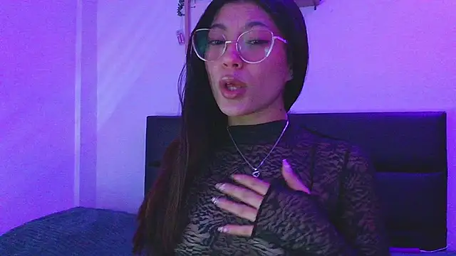 LissyM online show from December 2025 05:10:02 PM