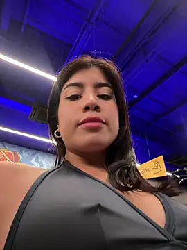 LisaMartinez34 online show from April 2026 10:13:02 PM