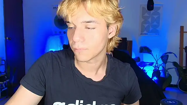 Habel  moretti online show from February 2026 07:58:01 PM