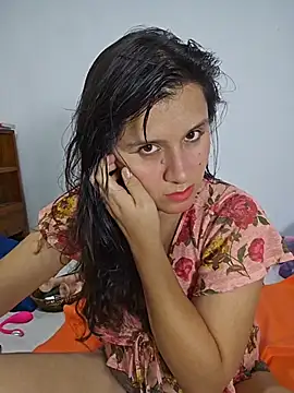 Kitty Kalifa online show from April 2026 04:46:01 AM