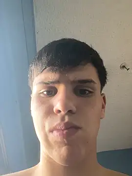 lucaaa 01 online show from October 2025 07:34:02 PM