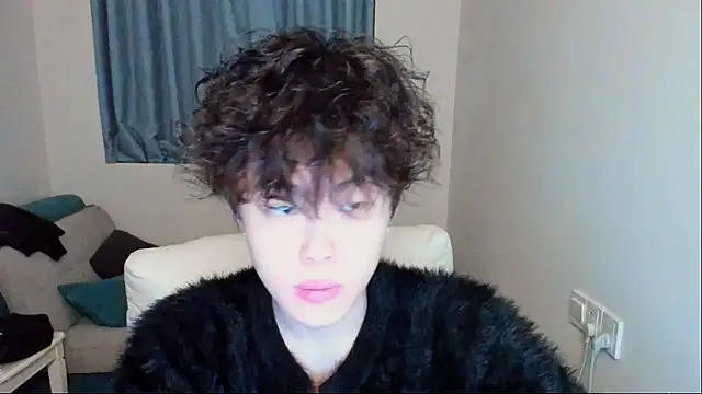 L1kuto online show from November 2025 11:54:02 AM