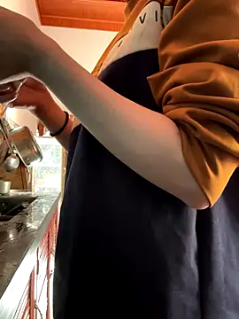 Emily-y online show from December 2025 03:37:02 AM