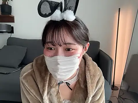 karenchaaan online show from October 2025 03:30:01 AM