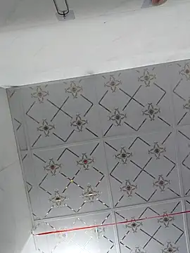 YennyeLa online show from February 2026 12:16:01 PM