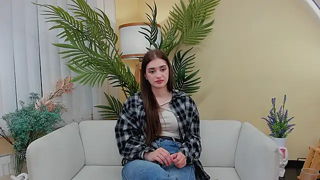 Snapshot of CelinaJacka chatting on October 2025 08:44:01 AM CelinaJacka online show from October 2025 08:44:01 AM