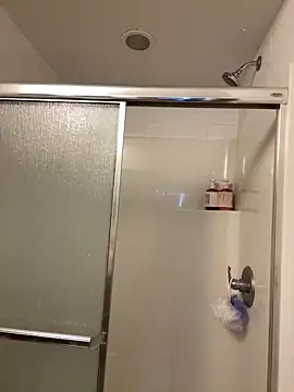 elliepixie online show from February 2026 07:25:02 PM