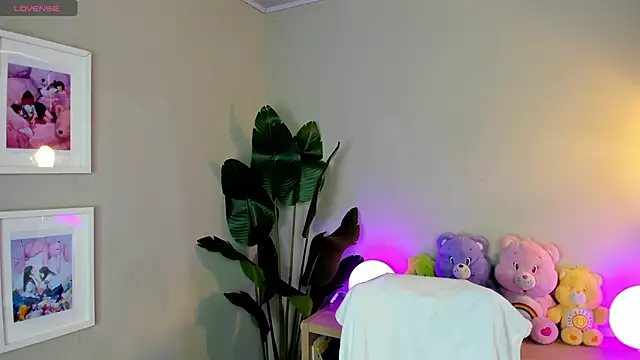 lexirouge   online show from November 2025 12:48:02 PM