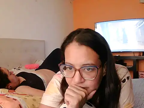 Snapshot of Destrukturada chatting on May 2026 09:22:02 PM Destrukturada online show from May 2026 09:22:02 PM