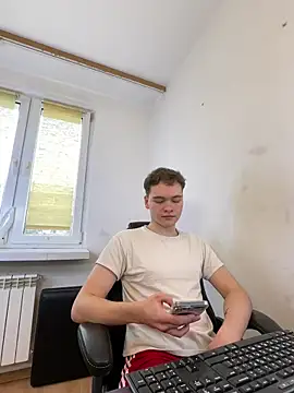 Snapshot of danielxfun chatting on December 2025 11:17:02 AM danielxfun online show from December 2025 11:17:02 AM