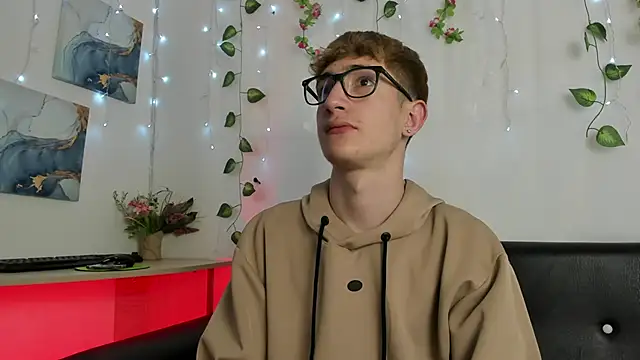 Erick Taylor3 online show from November 2025 06:07:02 PM