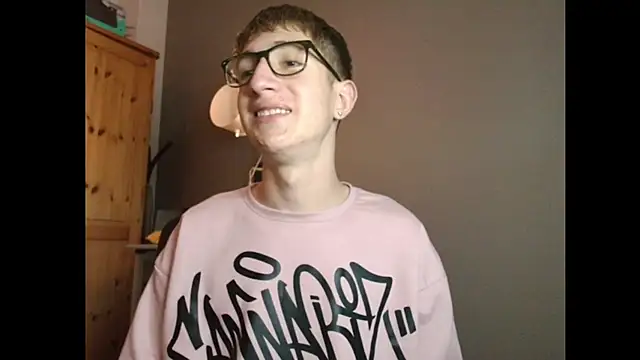 Erick Taylor3 online show from December 2025 08:13:01 PM