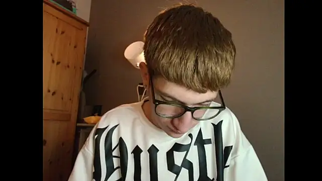 Erick Taylor3 online show from December 2025 08:16:02 PM