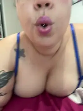 Rheetnena1 online show from February 2026 06:33:02 PM