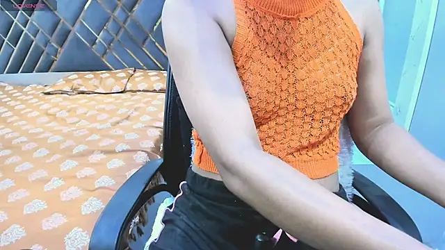 IndianKittey online show from November 2025 08:36:02 AM