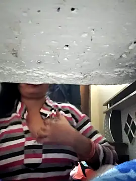 Pyaar Ki Pooja online show from December 2025 03:33:02 AM